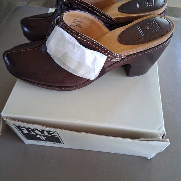 Frye Candice Brown Leather Mules with Buckle - Picture 4 of 5